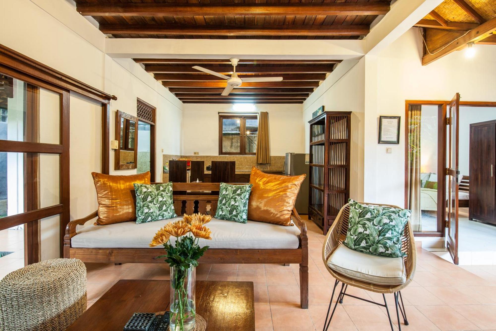 2-bedroom Garden Legian Villa, 5min Walk To Double Six * Seminyak (Bali)