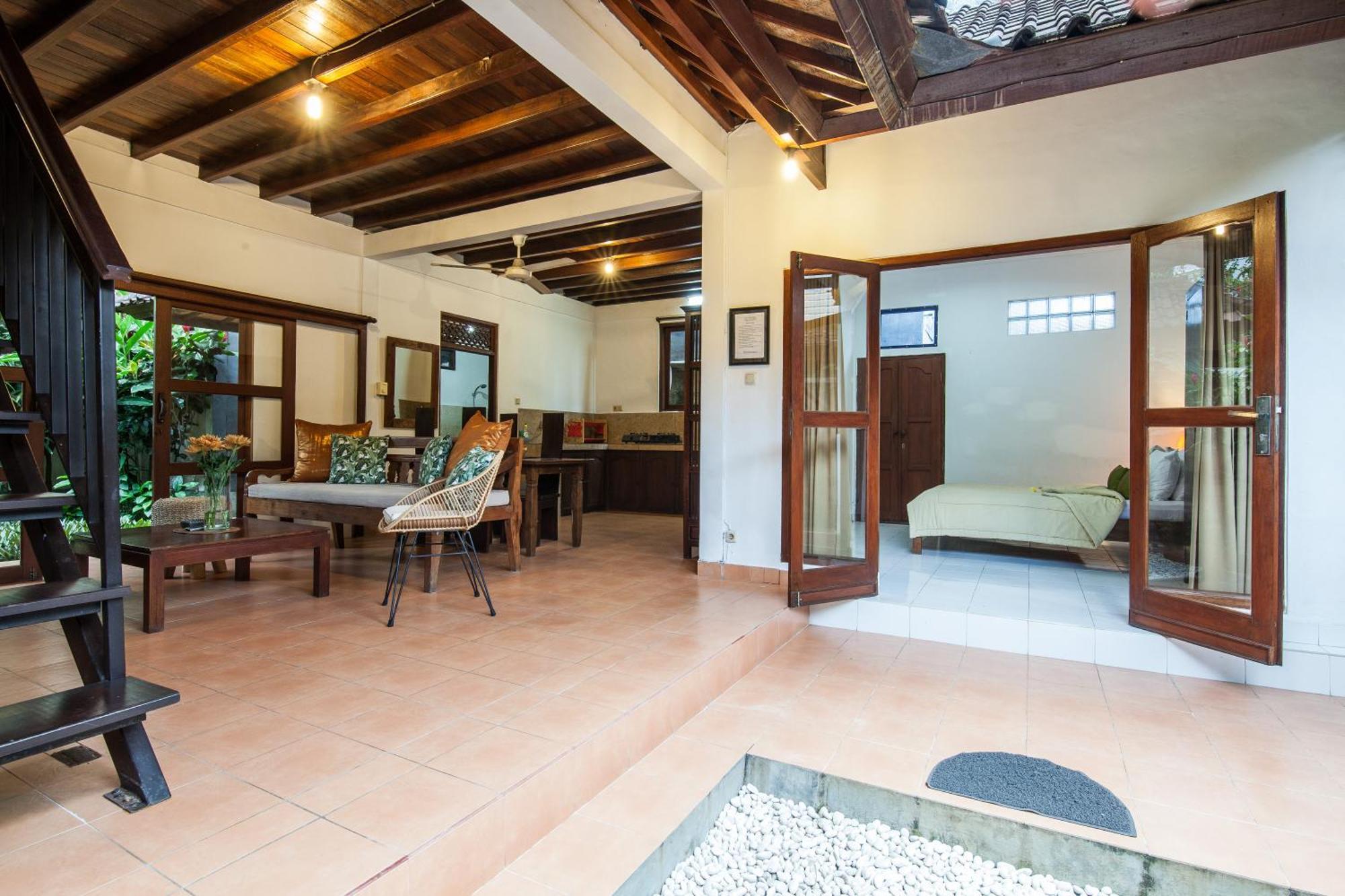 2-bedroom Garden Legian Villa, 5min Walk To Double Six Villa *