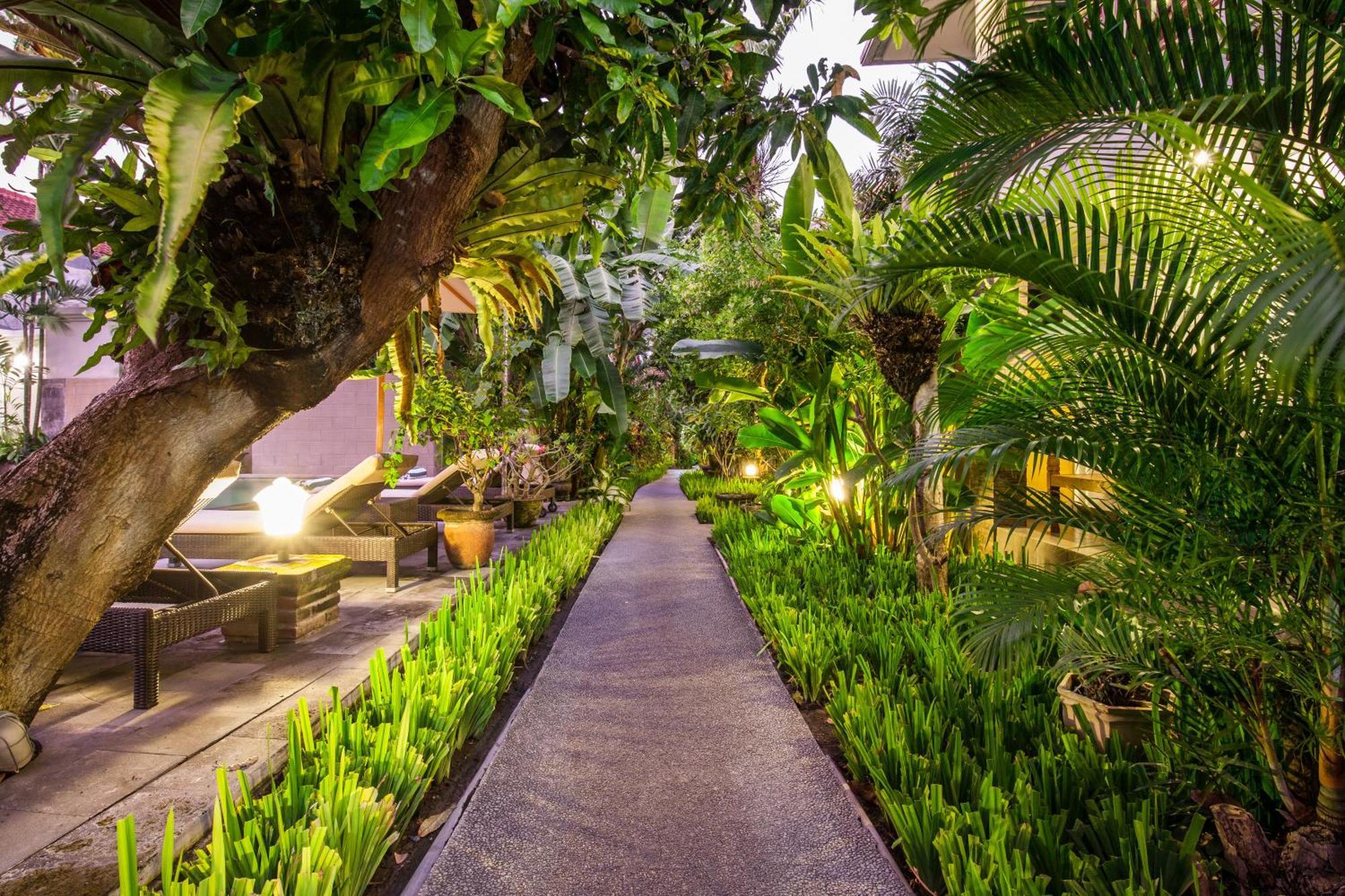 2-bedroom Garden Legian Villa, 5min Walk To Double Six Villa